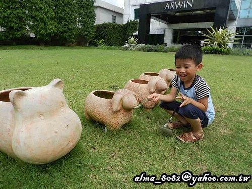 劉家麻油雞,小阿姨湯圓,郭元益綠標生活館