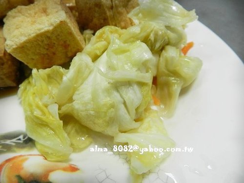 中港臭豆腐,新莊運(yùn)動(dòng)中心,蚵仔麵線,靴子義大利餐館