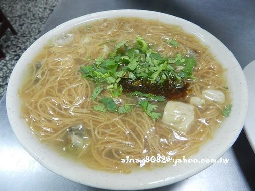 中港臭豆腐,新莊運(yùn)動(dòng)中心,蚵仔麵線,靴子義大利餐館