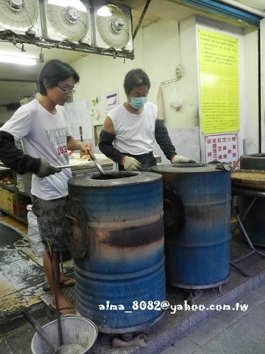 南港老張炭烤胡椒餅,士林伯豆花,士林夜市,士林科教,泰味廚房,泰式料理,老張,老牌士林十全排骨,胡椒餅,藥燉排骨