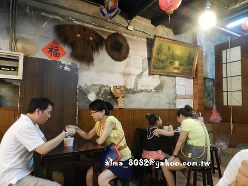 南港老張炭烤胡椒餅,士林伯豆花,士林夜市,士林科教,泰味廚房,泰式料理,老張,老牌士林十全排骨,胡椒餅,藥燉排骨