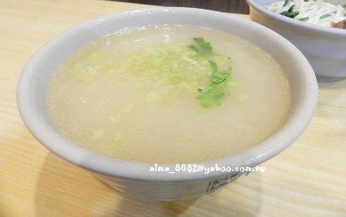 好鮮屋米粉湯,米粉湯