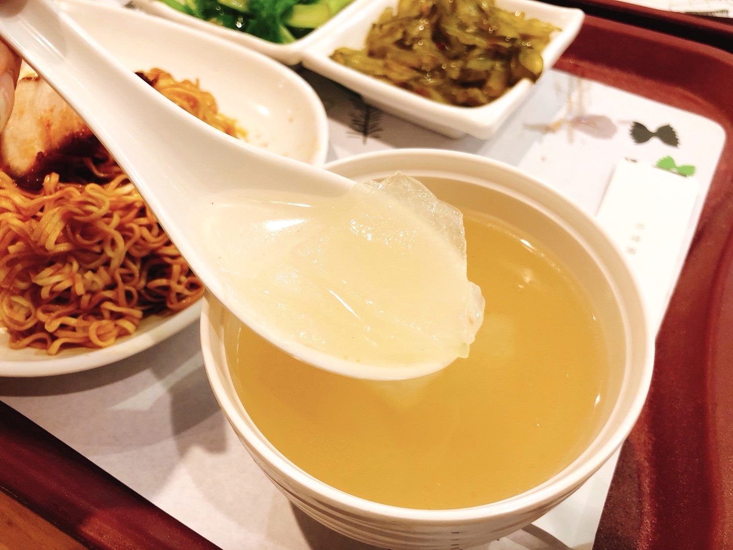 了凡油雞飯?麵