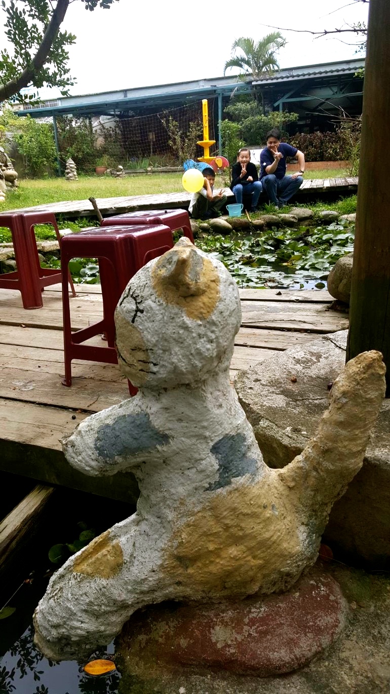 桃園景點,桃園農場,活力健康農場,玩水,蓋窯,親子,農場,餐廳,餵食,體驗生態農場