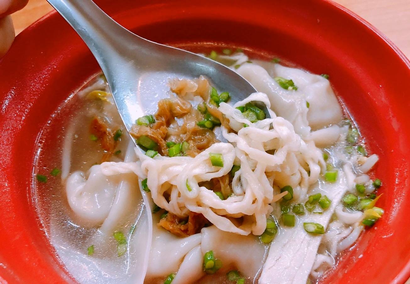 【臺南 福榮小吃店】邁向百年的阿瑞意麵。自製意麵不添加味精口味相當清淡！