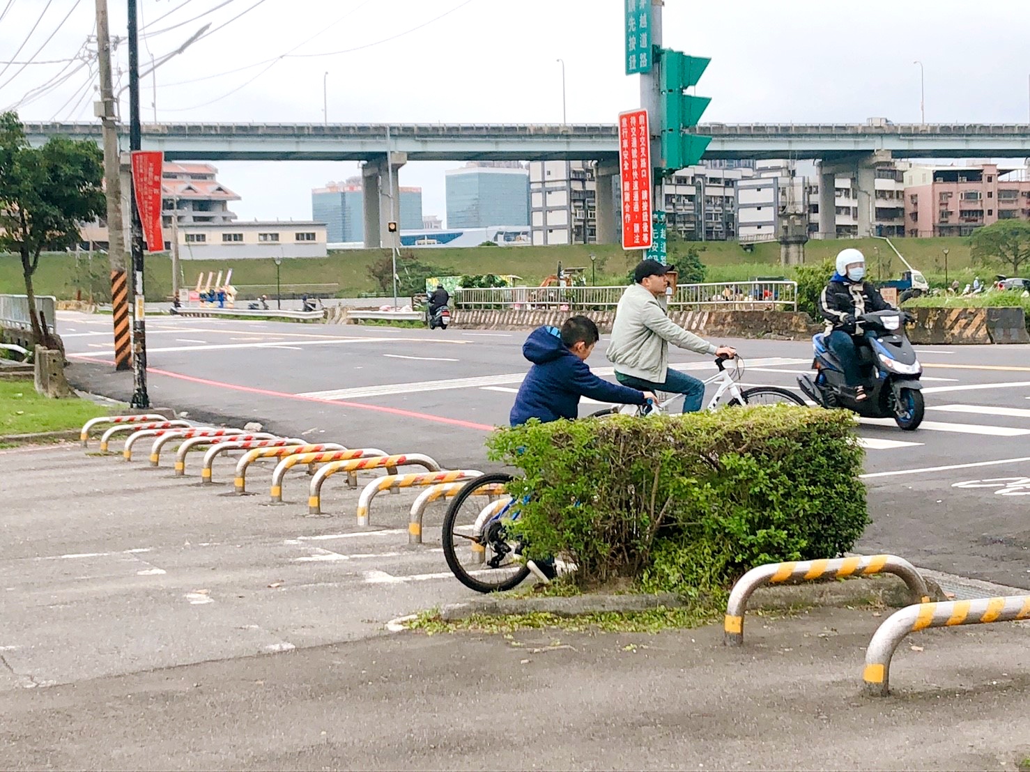 二重疏洪親水公園,羊咩咩的家,遙控賽車場