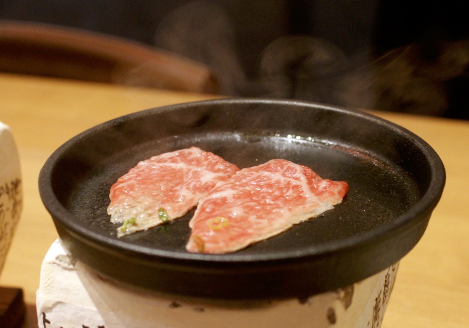 【食 東港強】屏東超人氣日本和牛直播◇桃園藝文就有分店！日本A5和牛、海鮮總匯干貝超澎湃