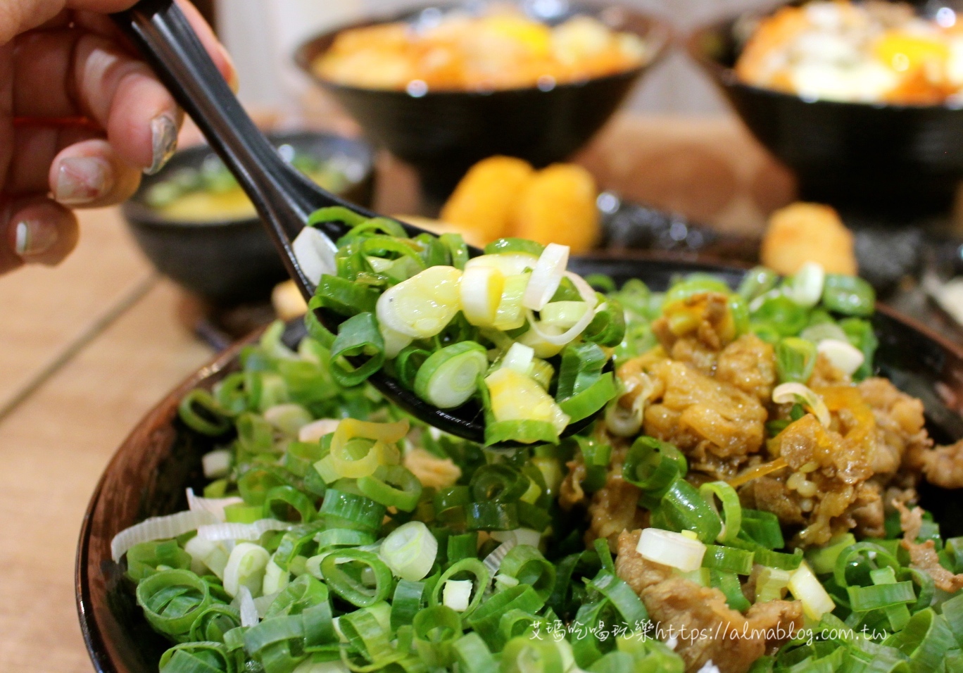 CP值美食,丼飯,新丼,桃園好吃,豬排丼