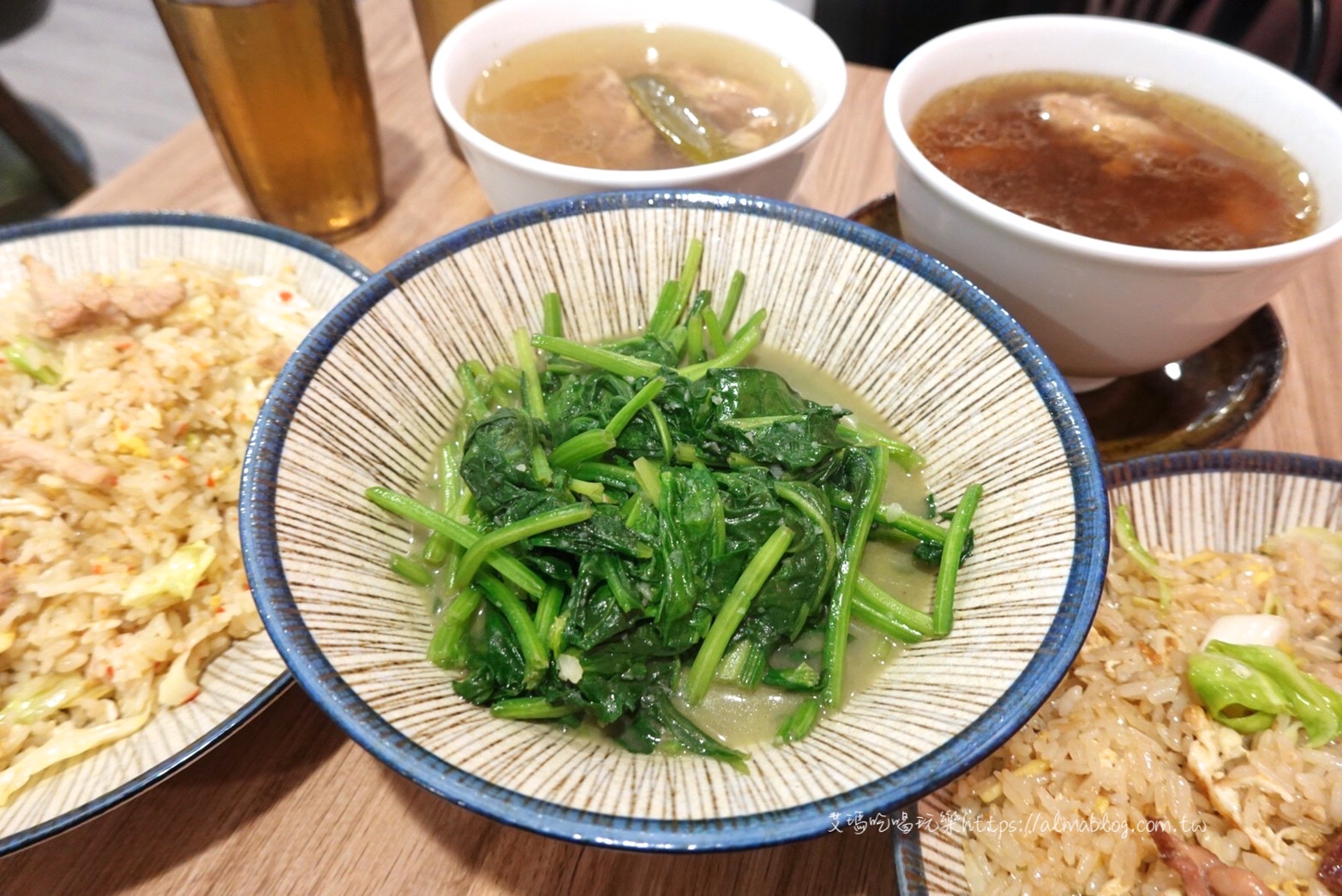 龍巢飯麵館