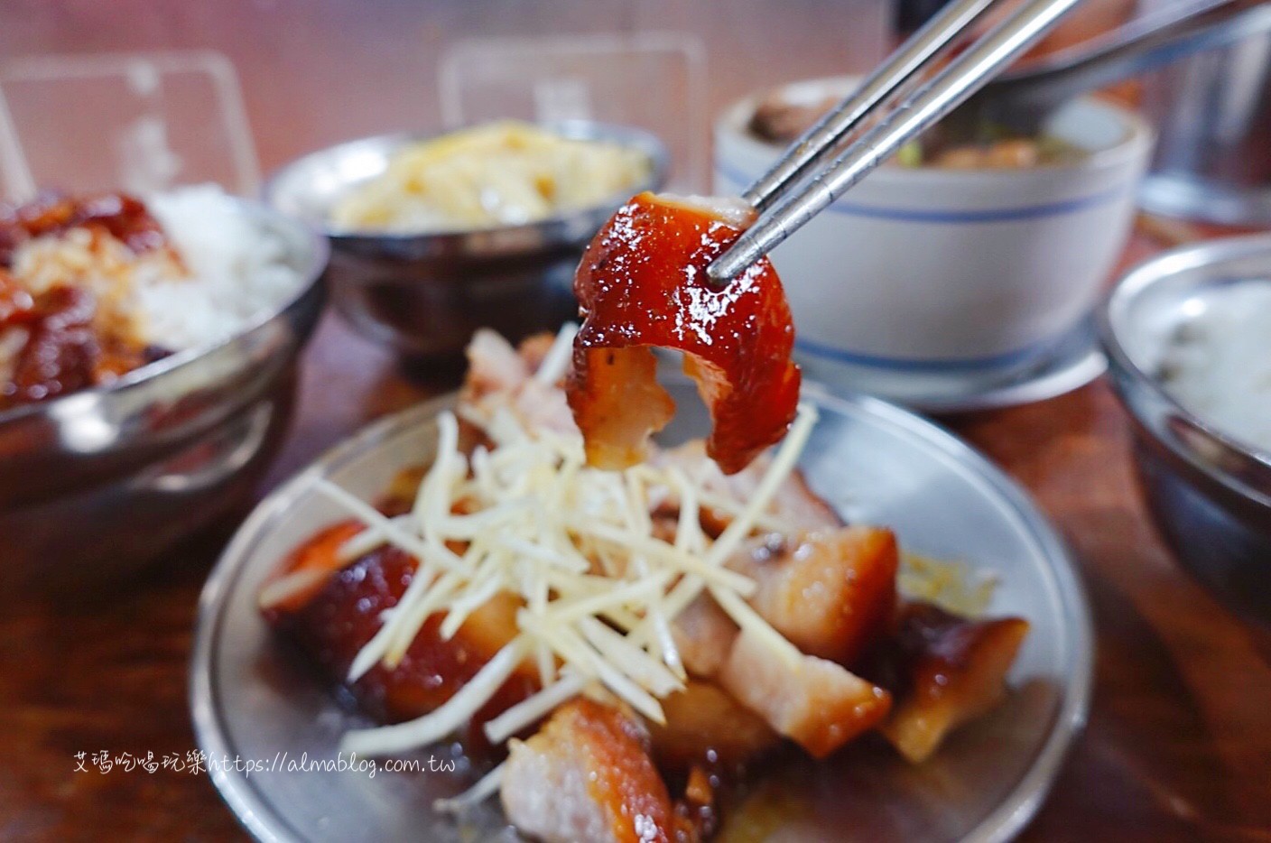 矮仔財滷肉飯