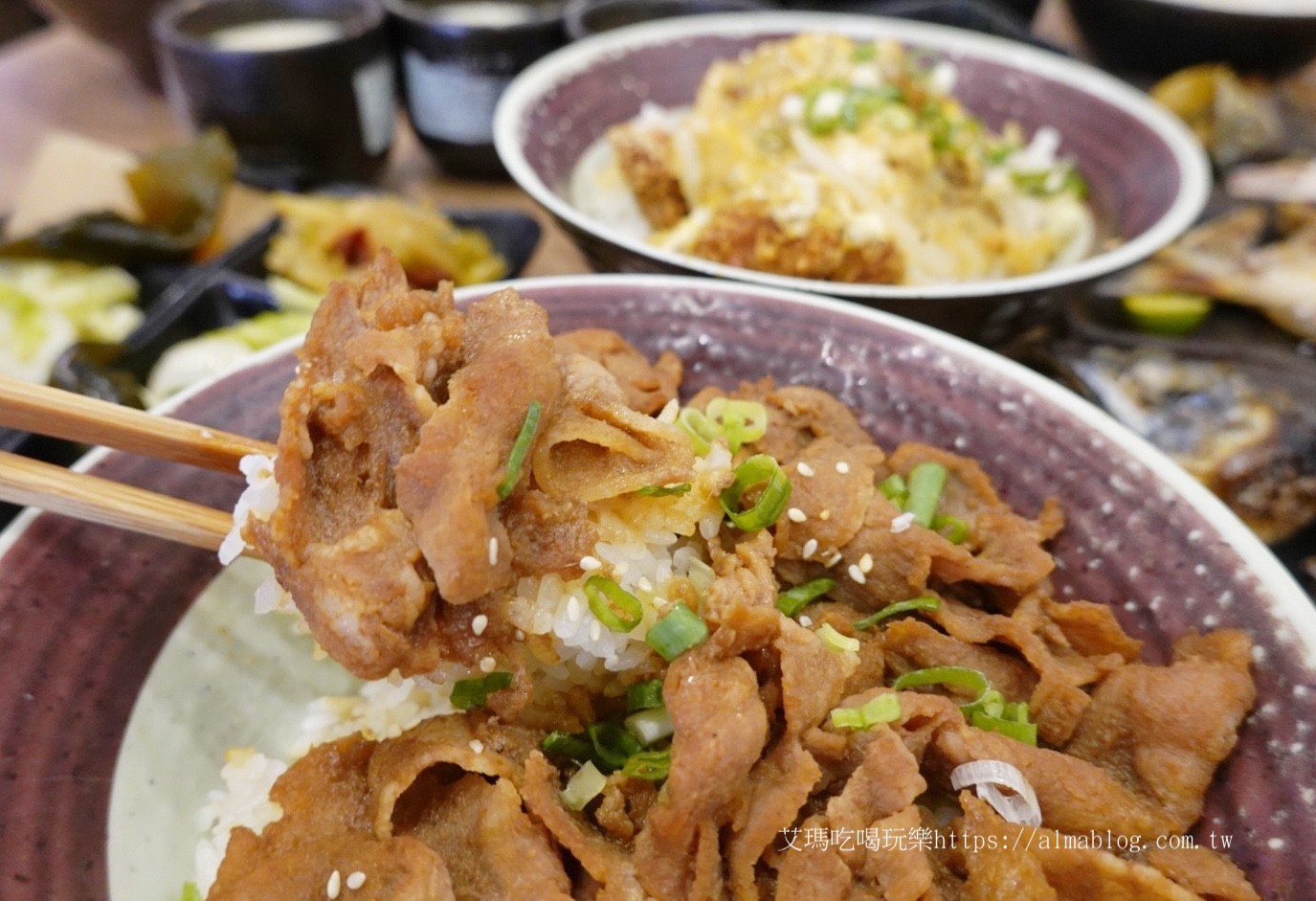 千夜一夜干 丼飯,午仔魚,吃到飽,日式丼飯,桃園美食,燒肉飯,花魚一夜干,蘆竹美食,豬排丼飯