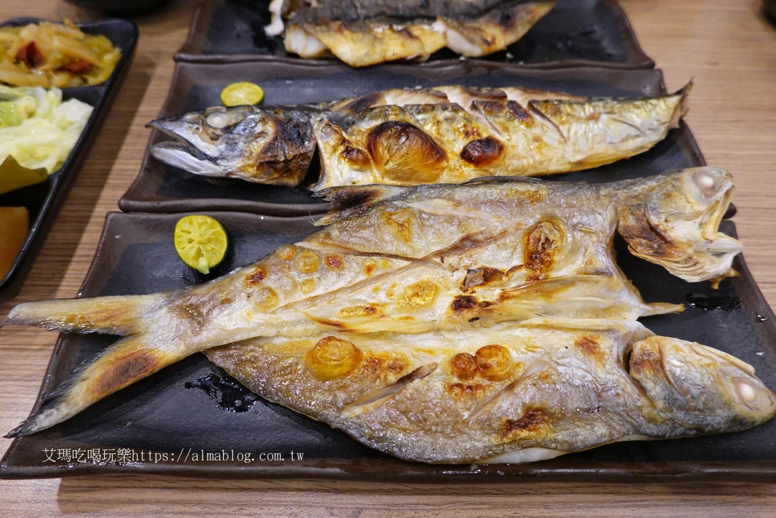 千夜一夜干 丼飯,午仔魚,吃到飽,日式丼飯,桃園美食,燒肉飯,花魚一夜干,蘆竹美食,豬排丼飯