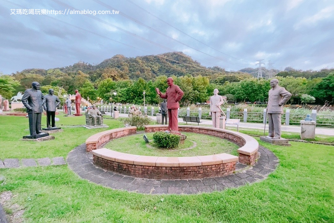 夜遊慈湖,大溪景點(diǎn),慈湖,慈湖紀(jì)念雕塑公園