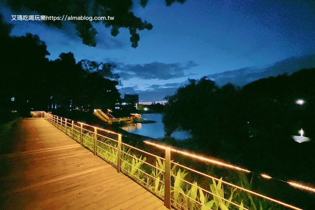 夜遊慈湖,大溪景點(diǎn),慈湖,慈湖紀(jì)念雕塑公園