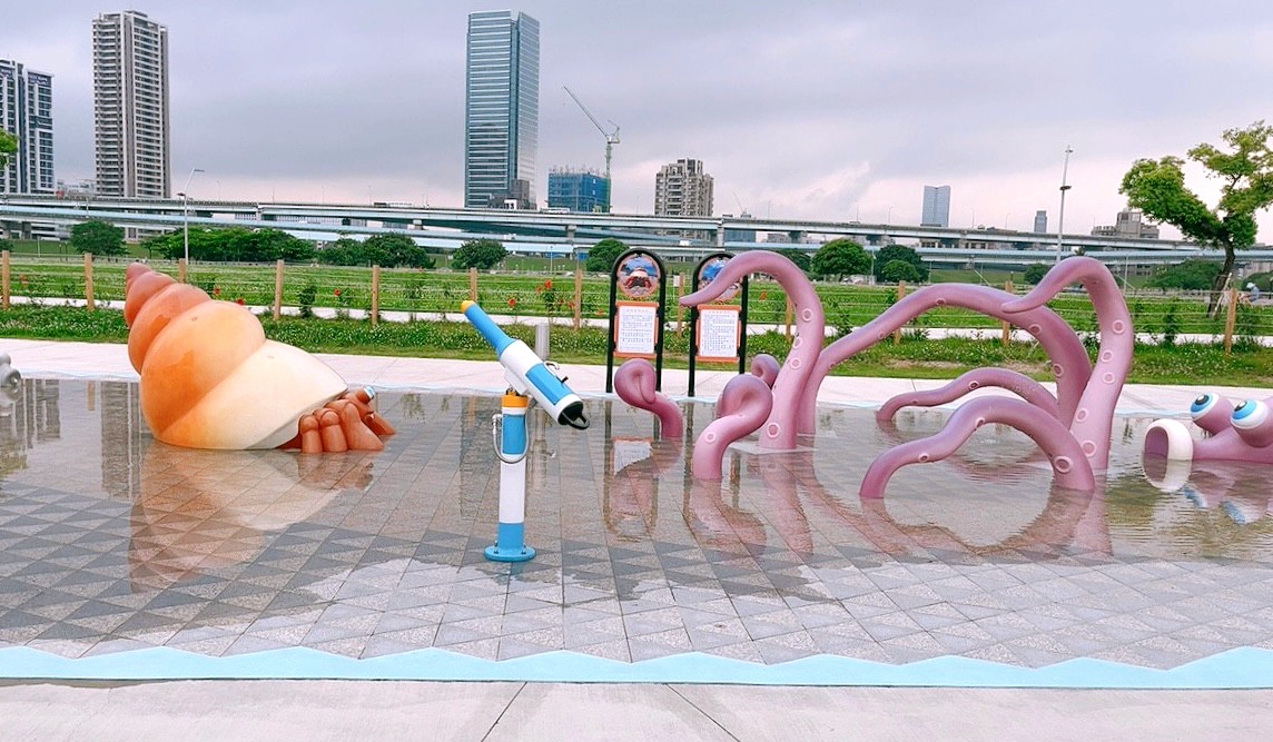 臺北好玩,大都會公園熊猴森樂園,新北公園,水樂園