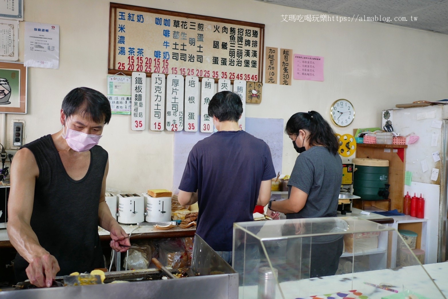 傳統古早味,明峯早餐店,桃園早餐,桃園老字號,炸豬排三明治