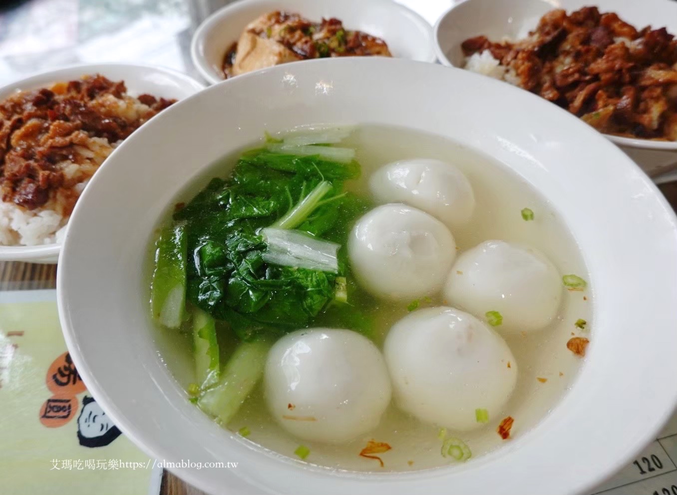 南部美食,埔里美食,小湯圓,彩色湯圓,滷肉飯,蘇媽媽湯圓,鮮肉湯圓