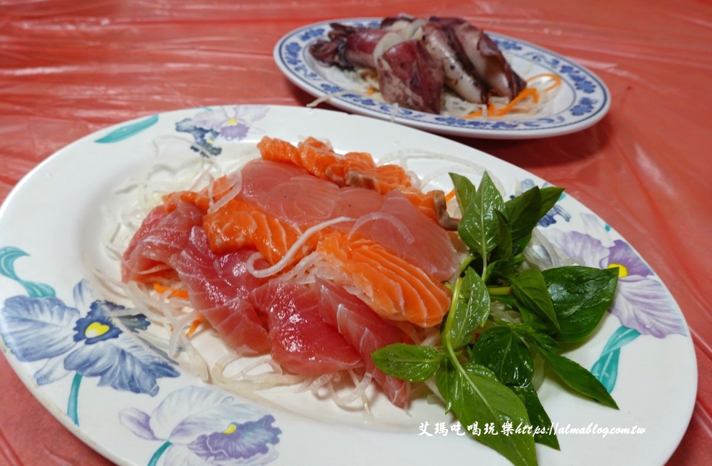 宜蘭海鮮,宜蘭美食,家常菜,小卷,海鮮店,熱炒店,生魚片,蘇澳美食,鄉味津海鮮