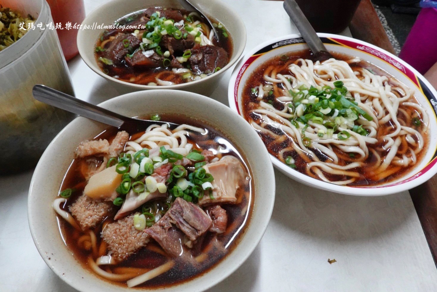 臺(tái)北美食,小吳牛肉麵,牛肉麵,牛雜麵,西門町美食