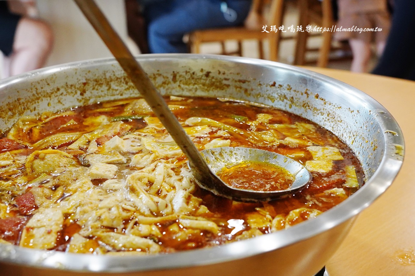 老余牛家莊,牛肉鍋,桃園美食,鍋物,桃園後站,牛肉麵