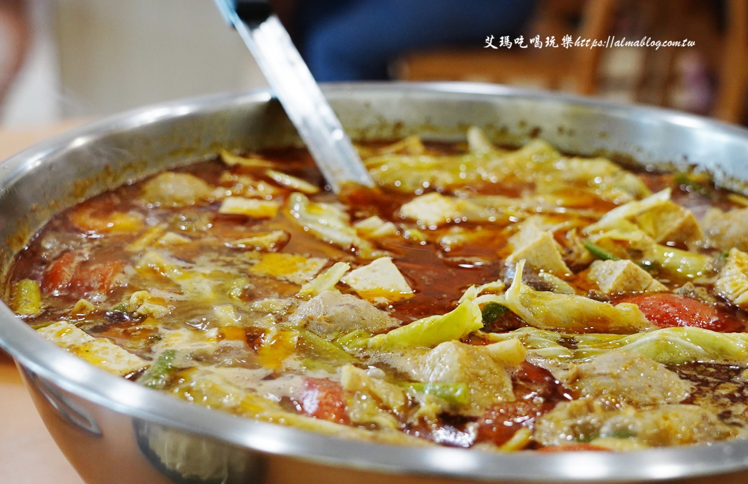 老余牛家莊,牛肉鍋,桃園美食,鍋物,桃園後站,牛肉麵