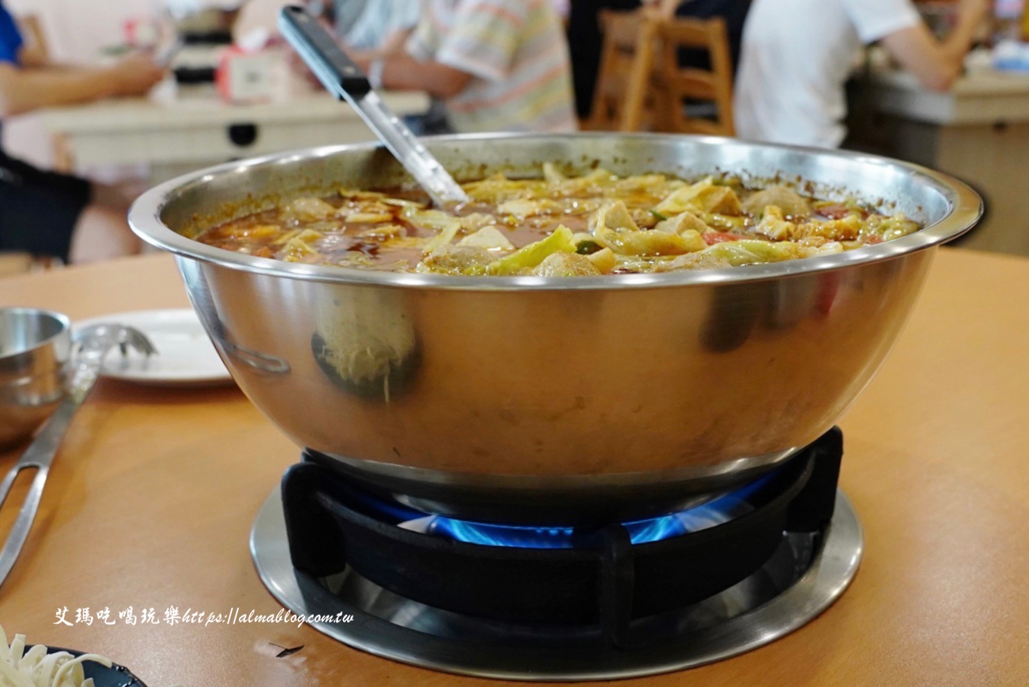 老余牛家莊,牛肉鍋,桃園美食,鍋物,桃園後站,牛肉麵