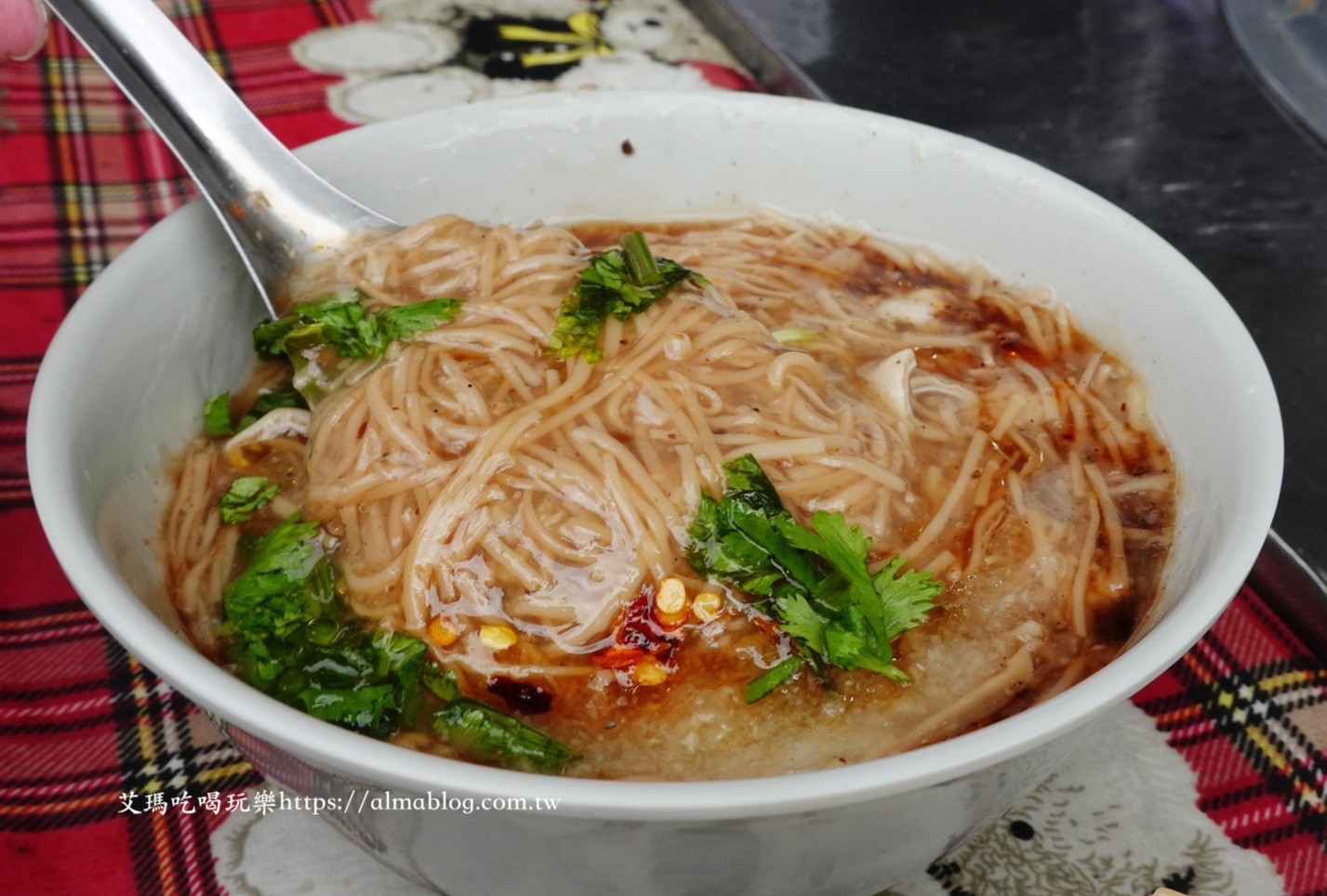 20元麵線,臺(tái)北美食,板橋美食,銅板美食，臺(tái)灣小吃,龍興大腸麵線