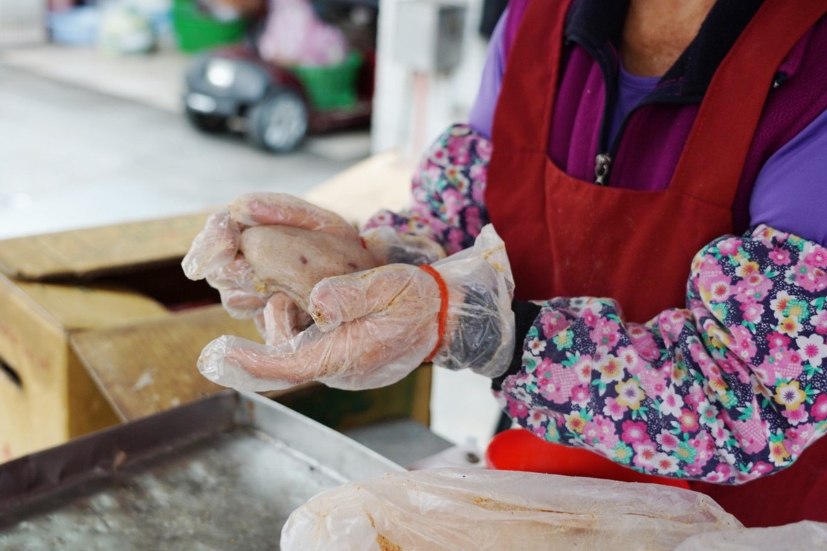 員林第一市場,客家麻糬,彰化美食,菜脯米麻糬,阿嬤麻糬,麻糬