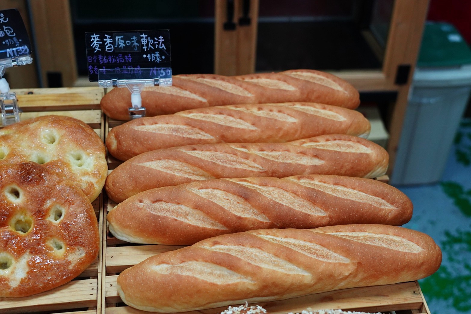 桃園美食,農(nóng)場麵包Farm Bread,麵包,龍?zhí)睹朗?早午餐,臺灣小吃,炒泡麵,早餐,手搖飲,吐司,堅果塔,泡菜牛炒泡麵