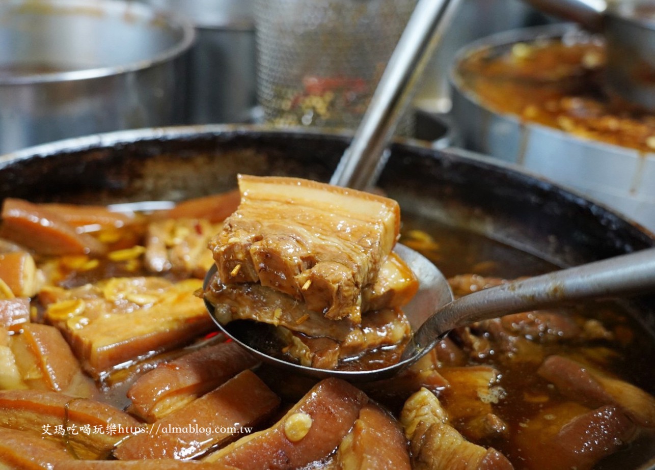 便當(dāng),臺中美食，后里美食,臺灣小吃,控肉飯,豬腳,鄭爌肉飯,雞腿飯