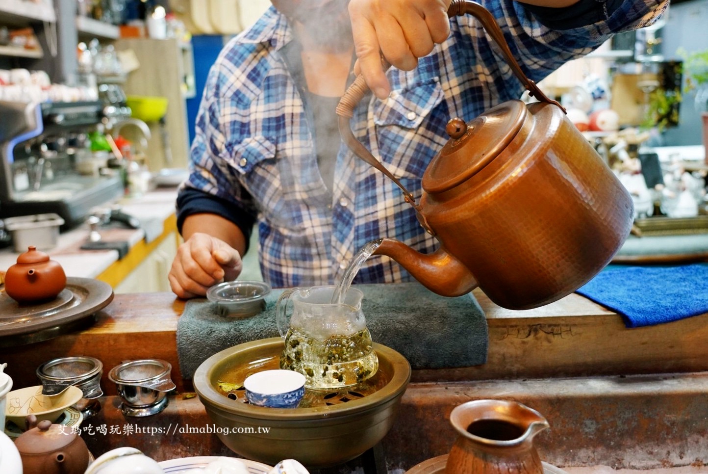 新北美食,林口美食,1227山屋,295山頂,咖啡館,泡茶,窯烤披薩,窯烤麵包,竹林山茶行