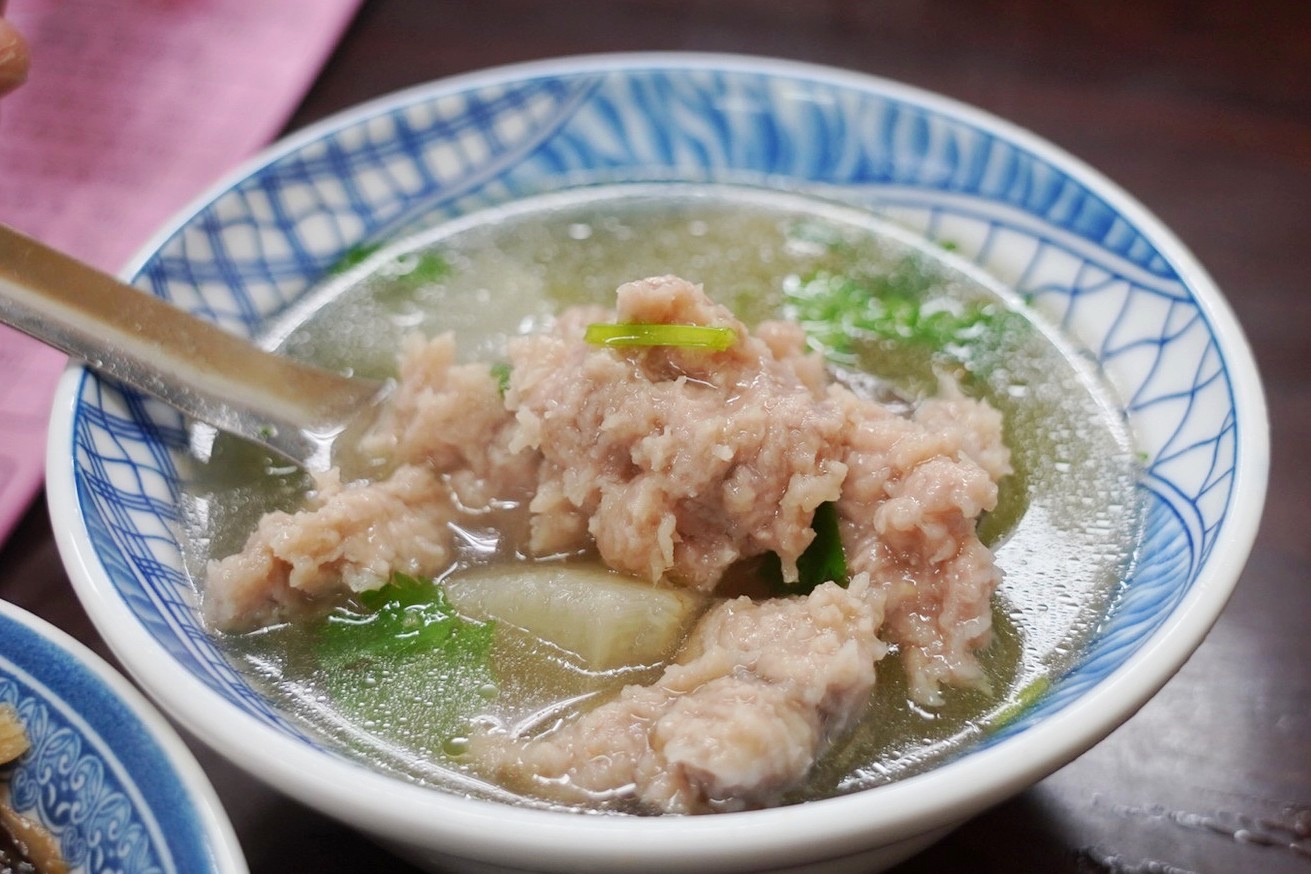 臺北美食,華西街美食,肉羹湯,魯肉飯,大鐤肉羹