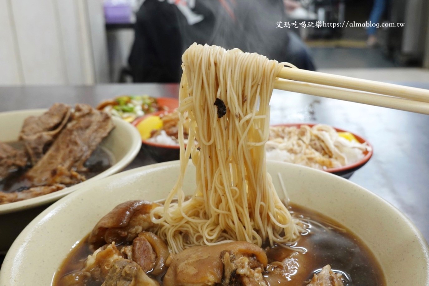 原大樹林藥頭排骨