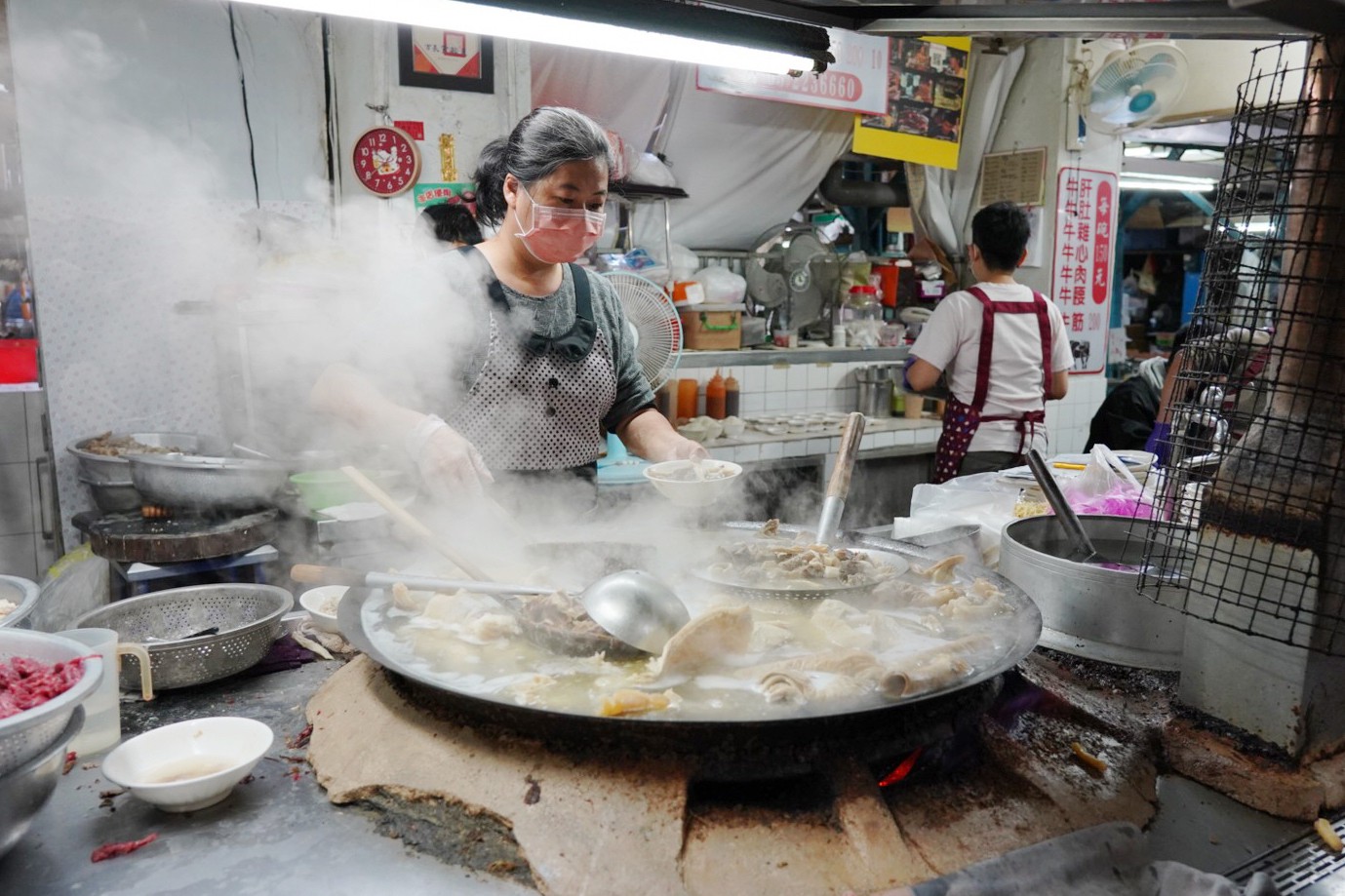 嘉義王媽媽牛雜湯