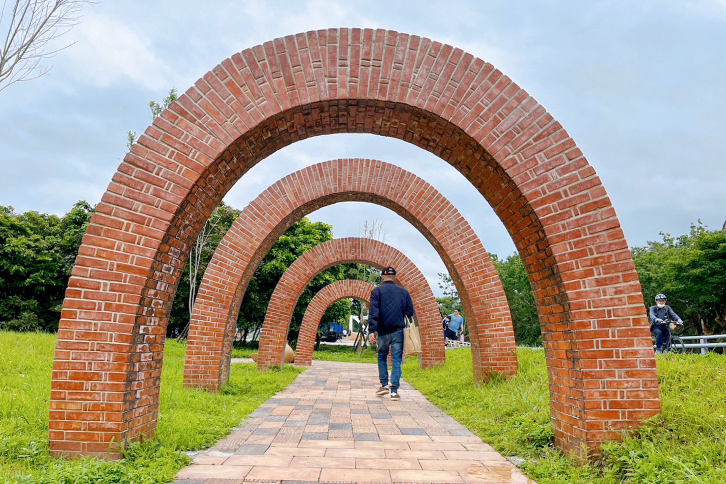 三鶯之心,免費景點,臺北景點.新北景點,圓頂藝術空間,小火車,新北市美術館,沉浸式遊戲裝置,畫畫731公車一日票,親子景點,鶯歌景點