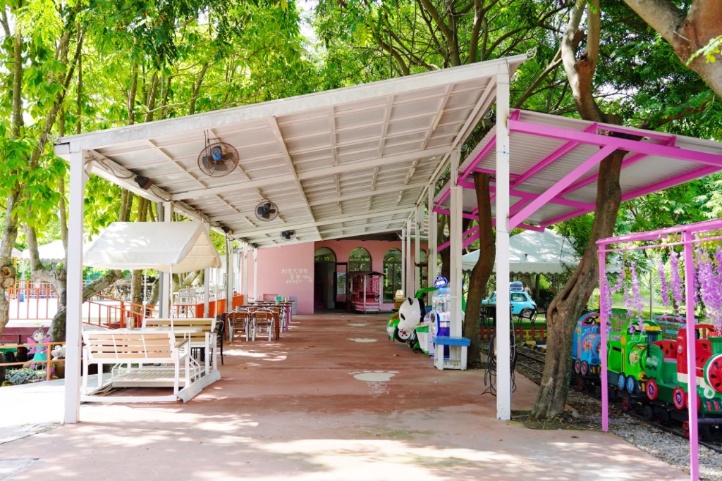 雲林美食,雲林咖啡館,近水樓臺湖畔森林咖啡,景觀咖啡館,河畔咖啡館,黑咖啡,下午茶,