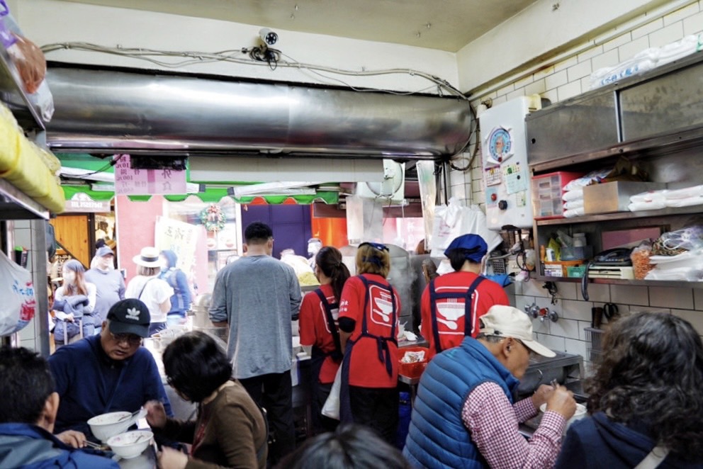 廟東清水排骨酥麵,臺(tái)中美食,臺(tái)中好吃,臺(tái)中小吃,臺(tái)中老字號(hào),臺(tái)中排骨酥麵,臺(tái)灣小吃,排骨酥麵,排骨酥米粉,清水排骨麵